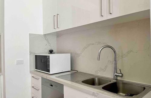 Fitzroy North House | Light Filled Inner City Home Convenient Parking