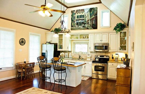 Washington House | Lillian Farms Bed & Breakfast