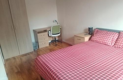 Thamesmead East House | Lily's Home