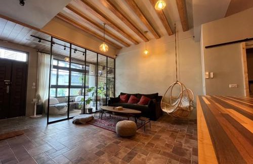 Zhushan Apartment | Lily's House