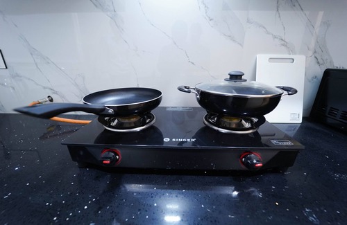 DLF Phase 5 Apartment | Lime Tree 2 Bhk Apartment Golf Course