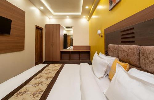 DLF Phase 5 Apartment | Lime Tree Studio Serviced Apartments Golf Course Rd Gurgaon