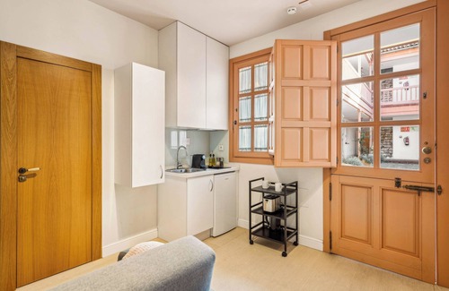 San Lorenzo Apartment | Limehome Cordoba Calle Pozanco - City Center