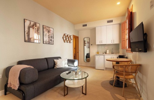 San Lorenzo Apartment | Limehome Cordoba Calle Pozanco - City Center