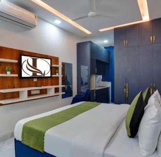 South City I Hotel | Limewood Stay - Sector 29 Gurgaon