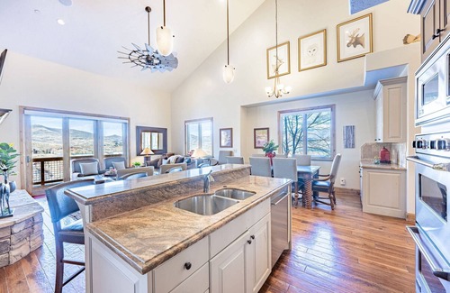 Park City House | *Limited Time Offer* 90 Days ‘Til Christmas | Book Now to Save