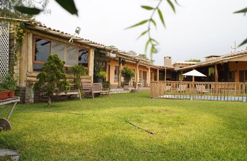 Distrito de Chilca House | Linda casa de campo con sala de juegos y piscina.
