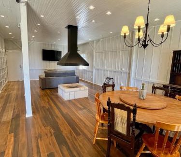 Praia da Armacao do Itapocoroi House | Linda Casa, Penha, Praia Vermelha