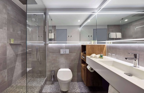 Altstadt-Nord Hotel | Lindner Hotel Cologne City Plaza, part of JdV by Hyatt