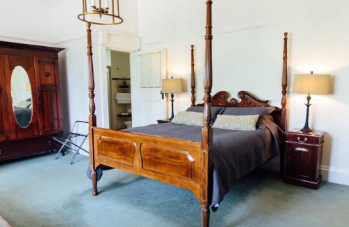 Armidale House | Lindsay House Guest House