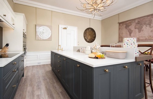 Kelso Apartment | LINEN HOUSE - A sophisticated Grade II listed townhouse apartment