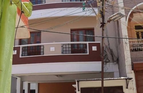 Tiruvannamalai Apartment | Lingaa's Archana Homestay