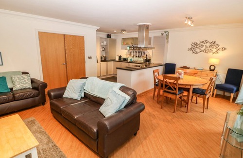 Edern Cottage | Linksway