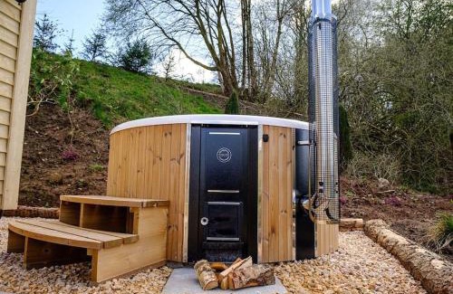 Mauchline Apartment | Lintmill Lodges - Heather Shepherds Hut