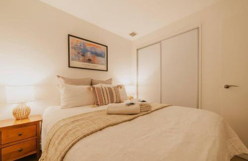 Linwood Apartment | Linwood Luxe Your Elegant 1BR Oasis on Cashel