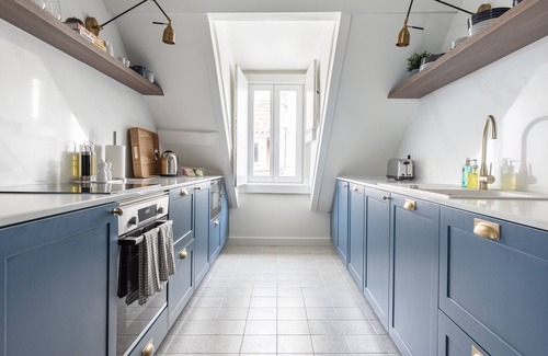 Santa Maria Maior Apartment | Lisbon Downtown Luxury Family Residence