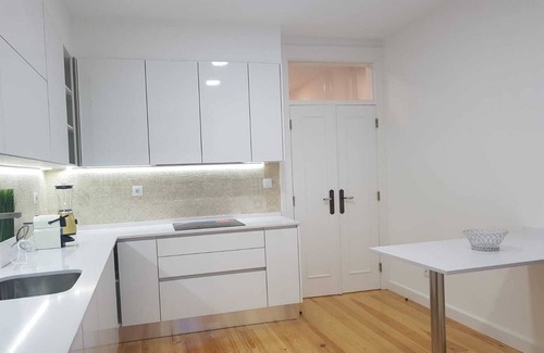 Seixal Apartment | Lisbon South Bay - Charming Sea view apartment