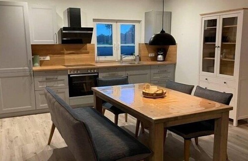 Juebek House | Little Freedom Modern retreat