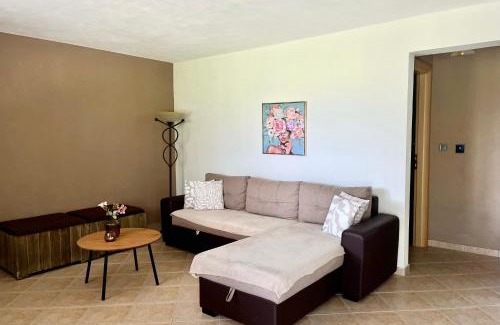 Trikala Apartment | Little garden house