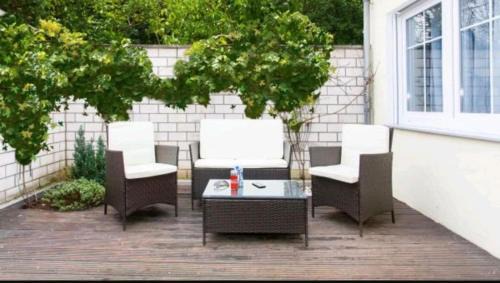 Neu-Isenburg House | Little Oasis Near Frankfurt