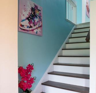 University Heights Villa | Little Paris- In Affluent University HTS