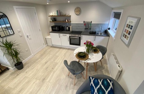 Stanley Apartment | Little Rosslyn