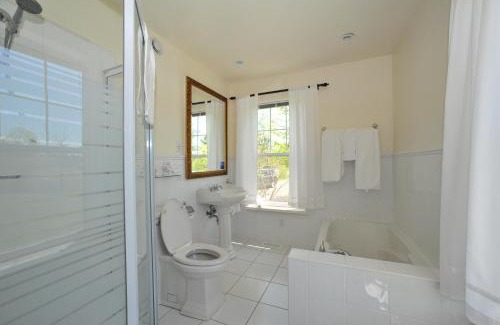 Little Shemogue Hotel | Little Shemogue Inn