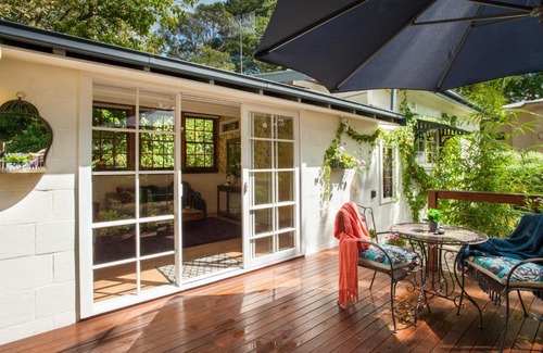 Tecoma House | Little Violet