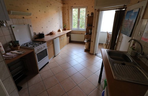 Daberstedt Apartment | Living at the Erfurt Südpark with WiFi