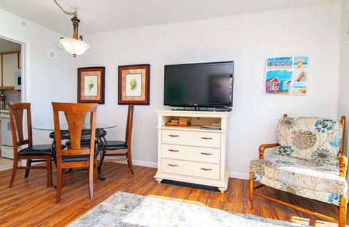 Crescent Beach Condo | Living La Vida Ocean at Top Resort w Lazy River