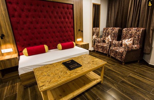 Kandaghat Resort | LivingStone Mountain retreat Chail Premium Plus Room