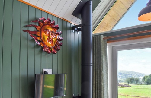 Pontardulais Cottage | Llandremor Fawr Lodge - UK50336