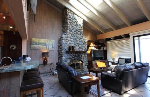 South Lake Tahoe Apartment | LLC1236 - Lakeside Landing condo