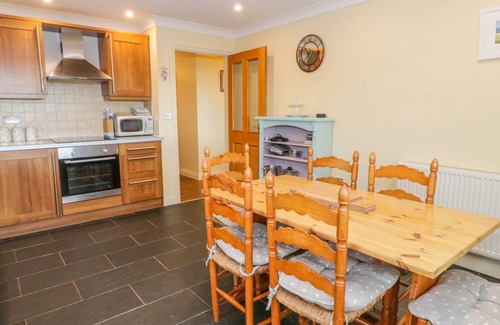 Amlwch House | LLECYN BRAF, pet friendly, country holiday cottage in Amlwch