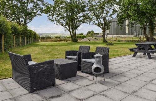 Rhosgoch House | Llwyn Yr Arth