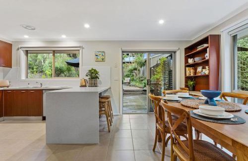 Mount Martha House | Locala Protea - Seaside Calm on Mornington Peninsula