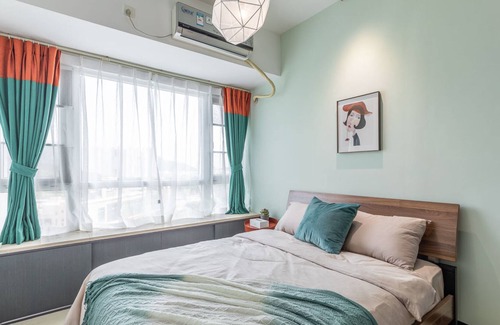 Xiangzhou District Apartment | Locals Boutique Apartment Qianshan No.12