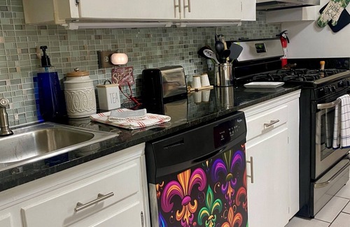 Bywater Cottage | Location,LOCATION! 5 star reviews for 11 yrs close to the FQ The Gabrielle Grace