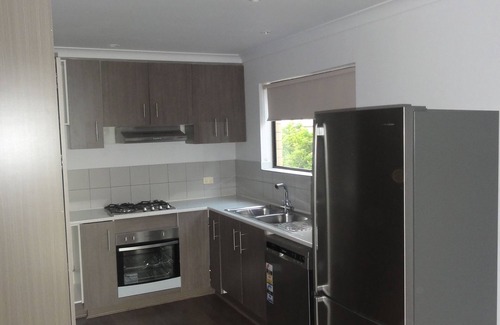 Brompton House | Location, Location, Location and a comfy space townhouse all in one