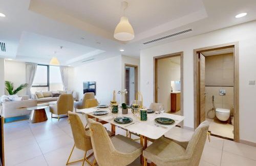 Mirdif Apartment | Locations I Lux 3 Bedroom Villa I Panaromic Lush Green Views I Gym, Pool, Parking & Wi-Fi