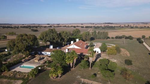 Viana do Alentejo Hotel | Lodge Monte Do Sobral