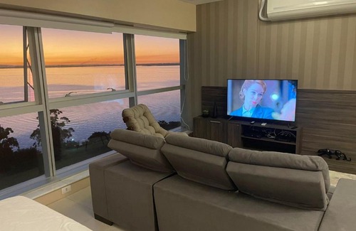 Cristal Apartment | Loft com vista incrível no Barra Shopping