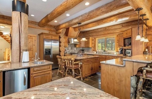 Angel Fire House | Log Home w/50 private acres in Angel Fire/Infrared Sauna