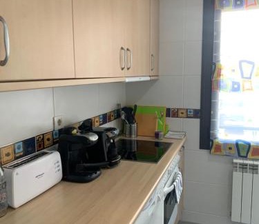 Logrono Apartment | Logroño: Piso con Garaje y Piscina.