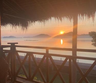 Batu Putih House | Lombok Villas, Villa KuraKura