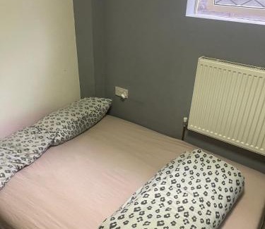 Longbridge Apartment | London