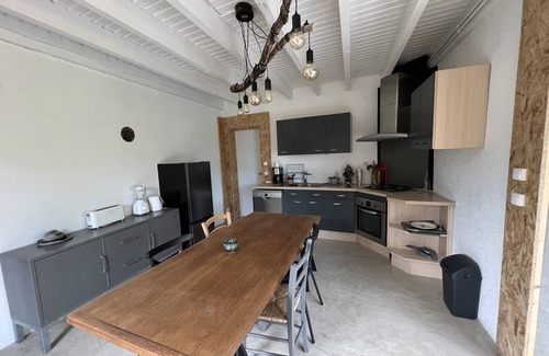 Tonquedec House | Longèrent Bretonne Dans un Écrin de Verdure