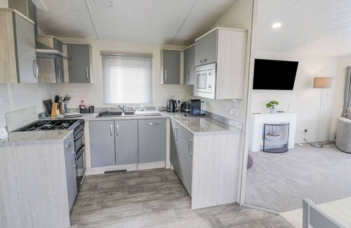 Evesham Cottage | Long Acres Lodge