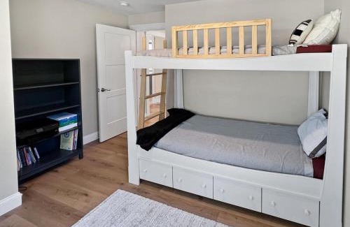 York Harbor House | Long Sands Home