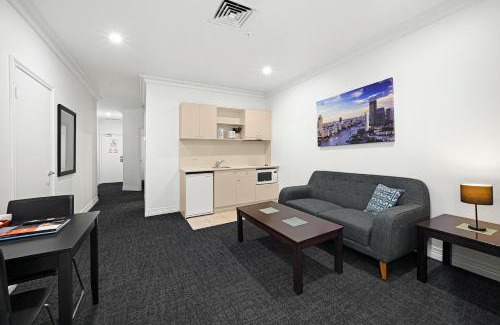 Chinatown Apartment | Lonsdale Street Apartments